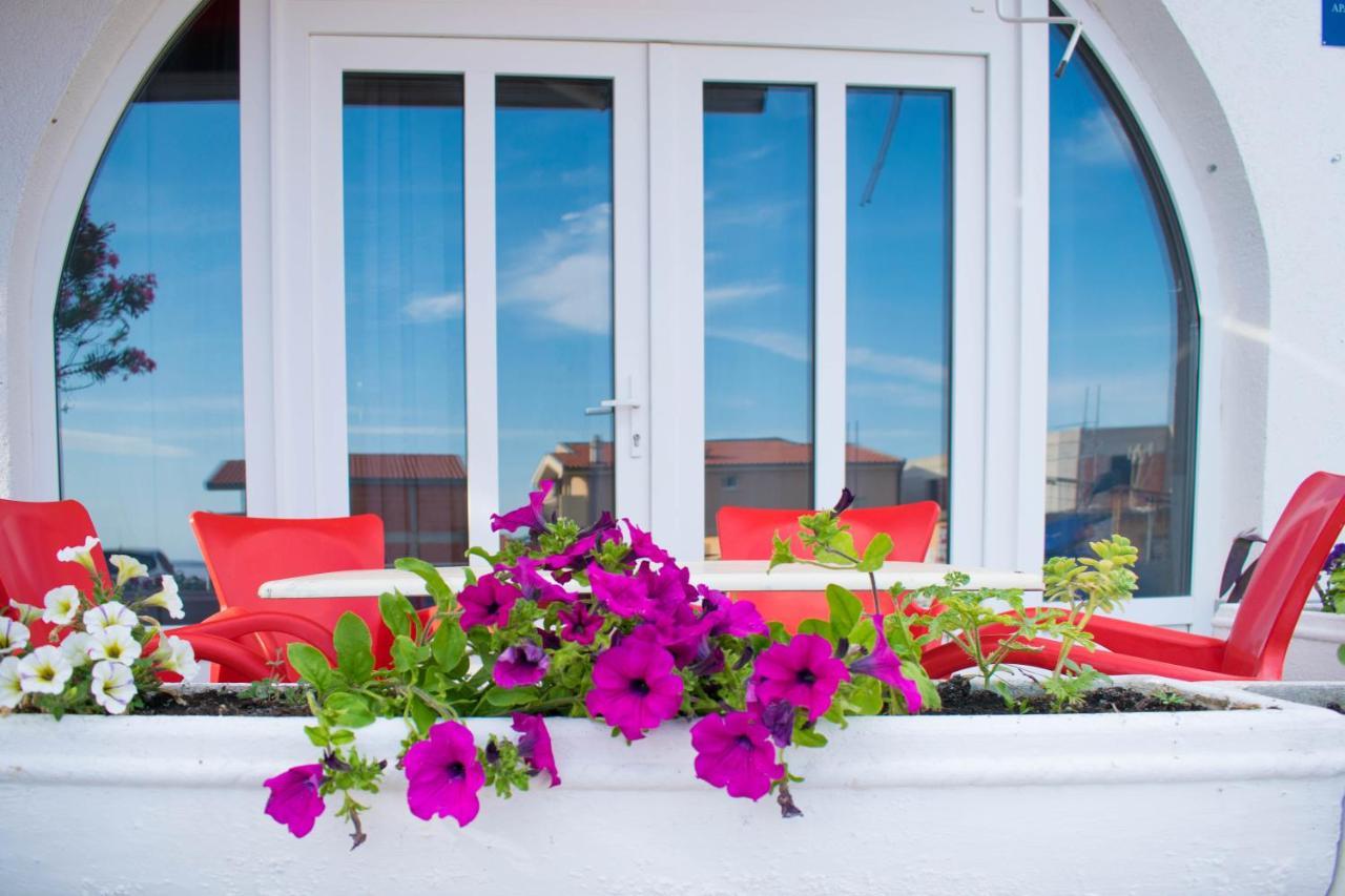 Apartments Manuela - Baška Voda Extérieur photo