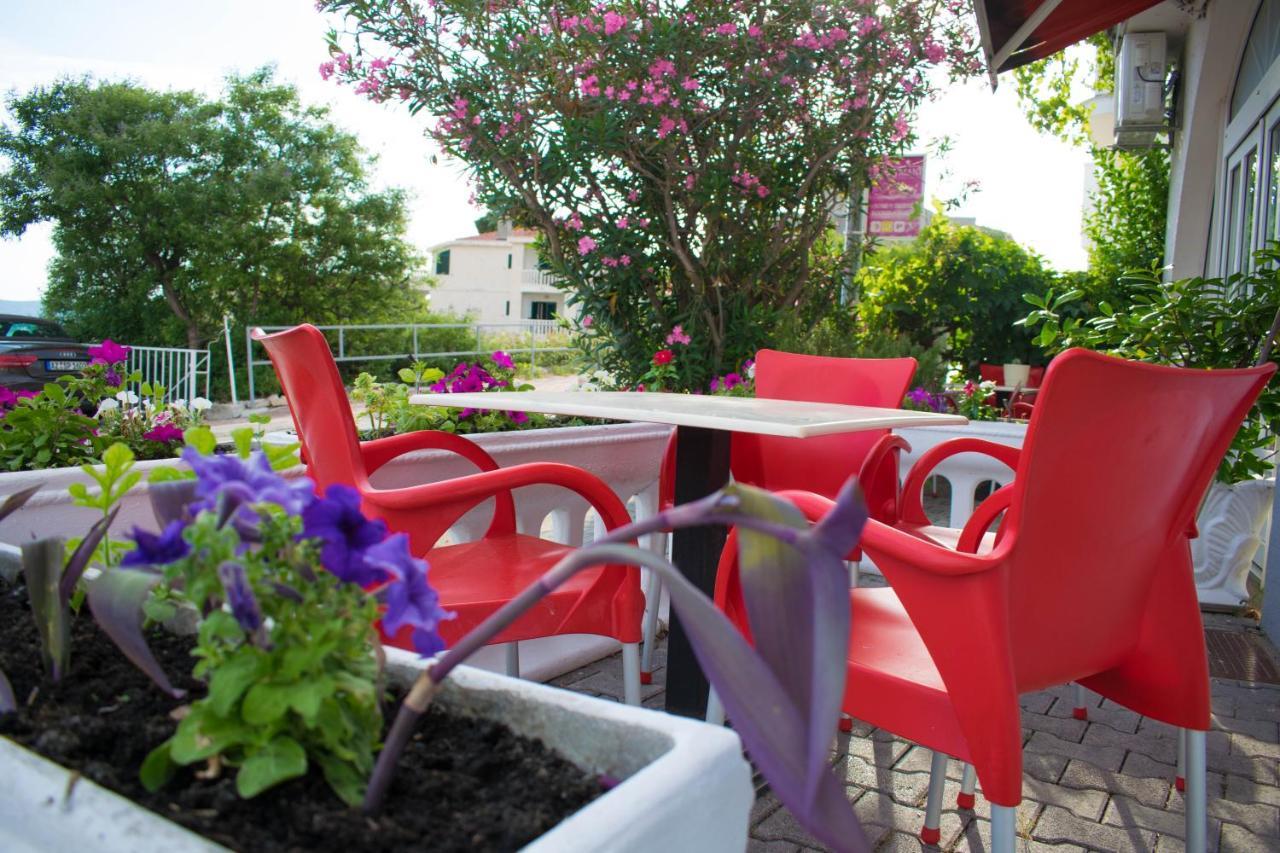 Apartments Manuela - Baška Voda Extérieur photo